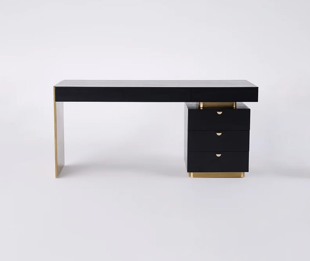 طاولة مكتب خشب اسود بتفاصيل ذهبية
