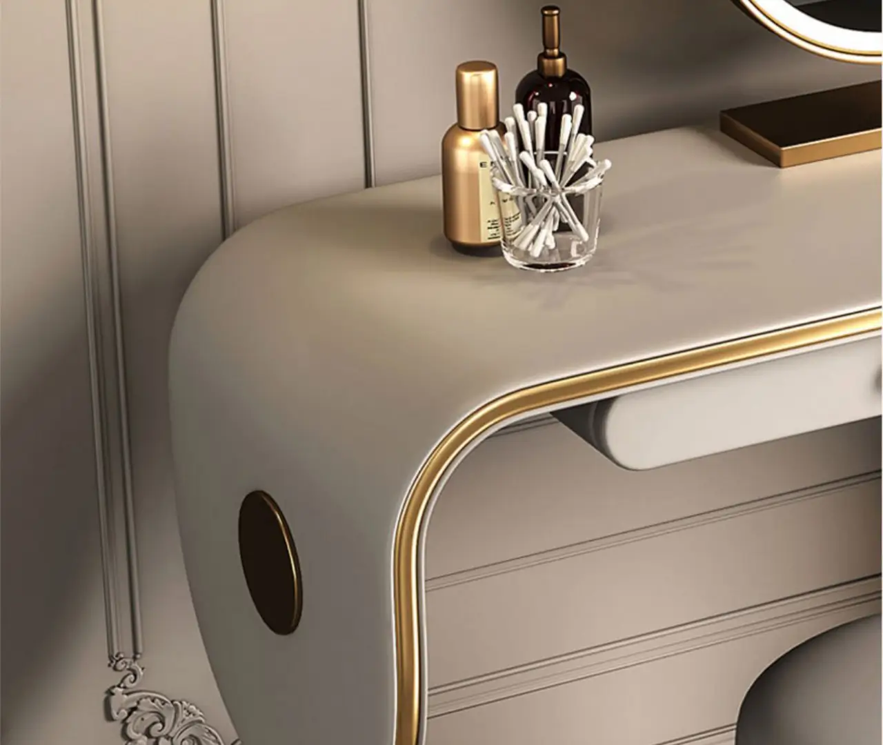 Luxurious Upholstery Dresser