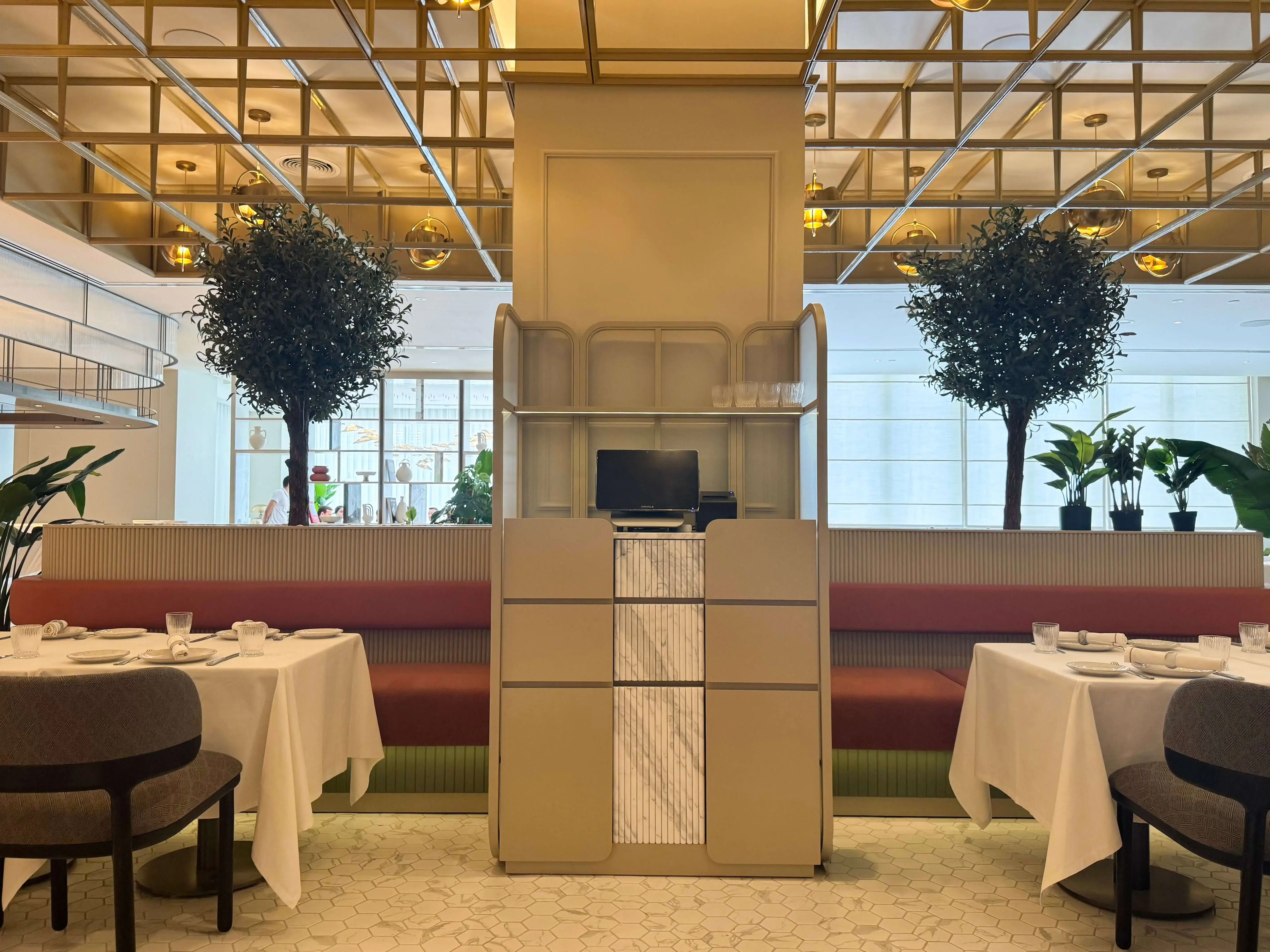 Modern Restaurant Furniture Design In Kempinski Hotel