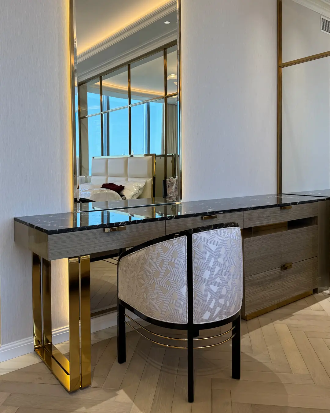 Contemporary Furniture Design For Burj Khalifa Apartment