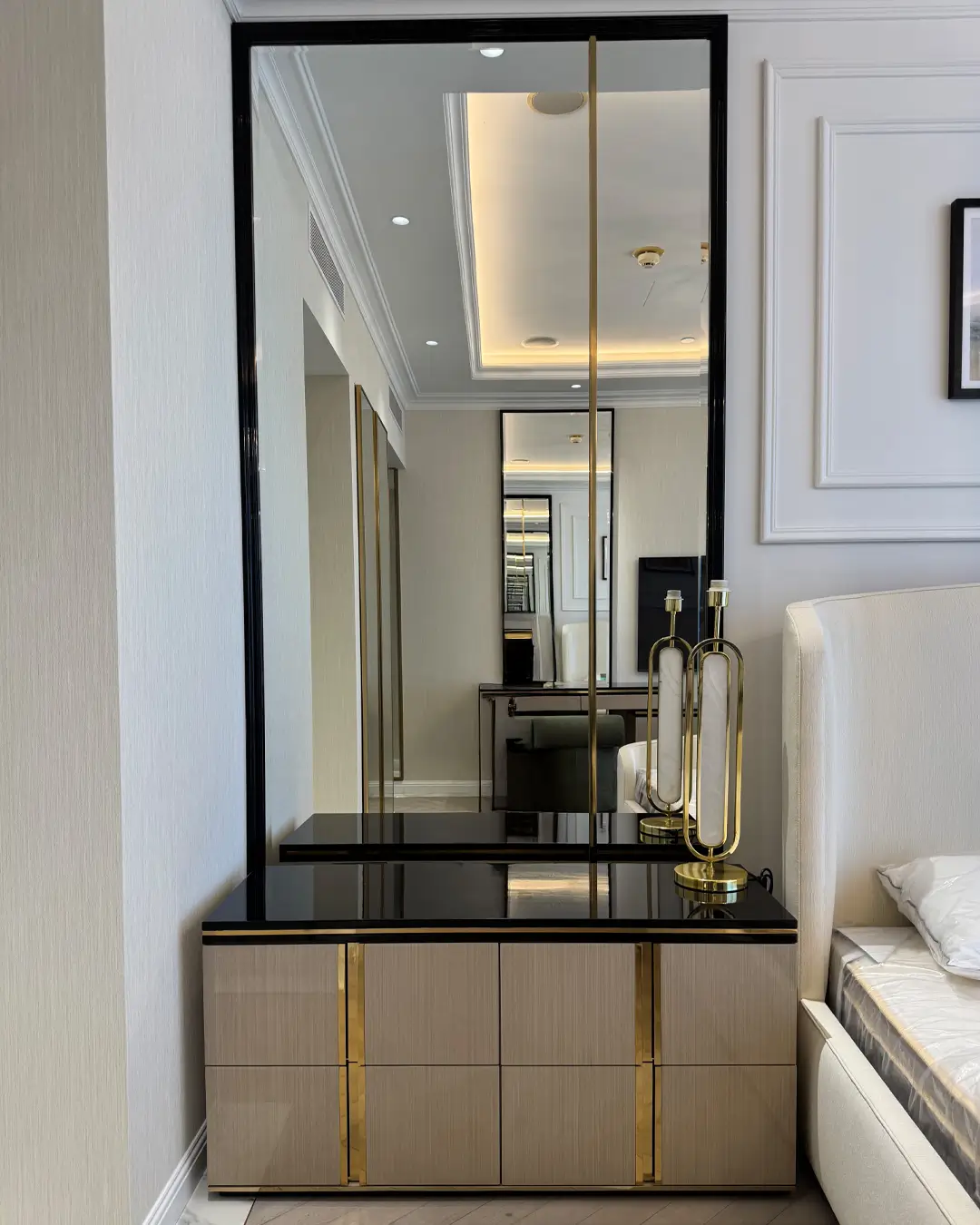 Contemporary Furniture Design For Burj Khalifa Apartment